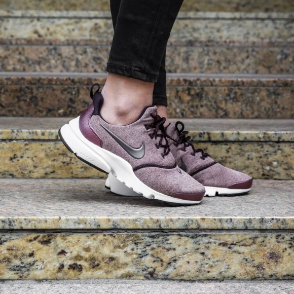 NWT Nike Air Presto Fly SE Port Wine WMNS - Picture 4 of 8